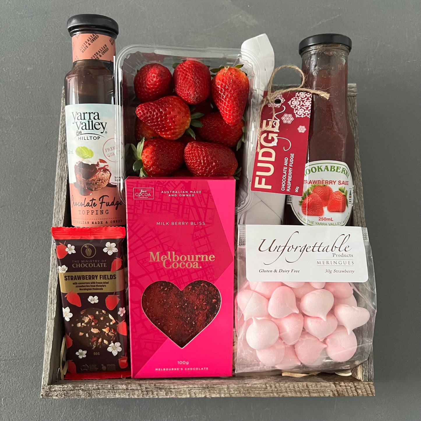 Chocolate + Strawberries đ