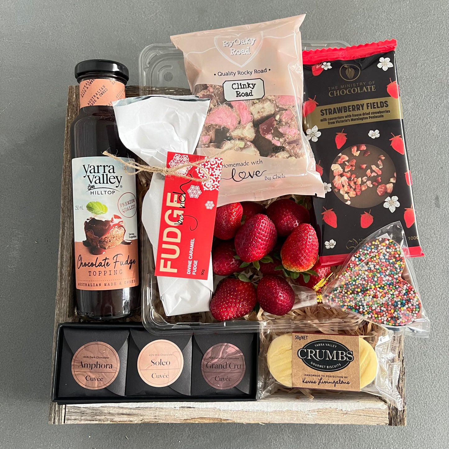 Chocolate + Strawberries đ